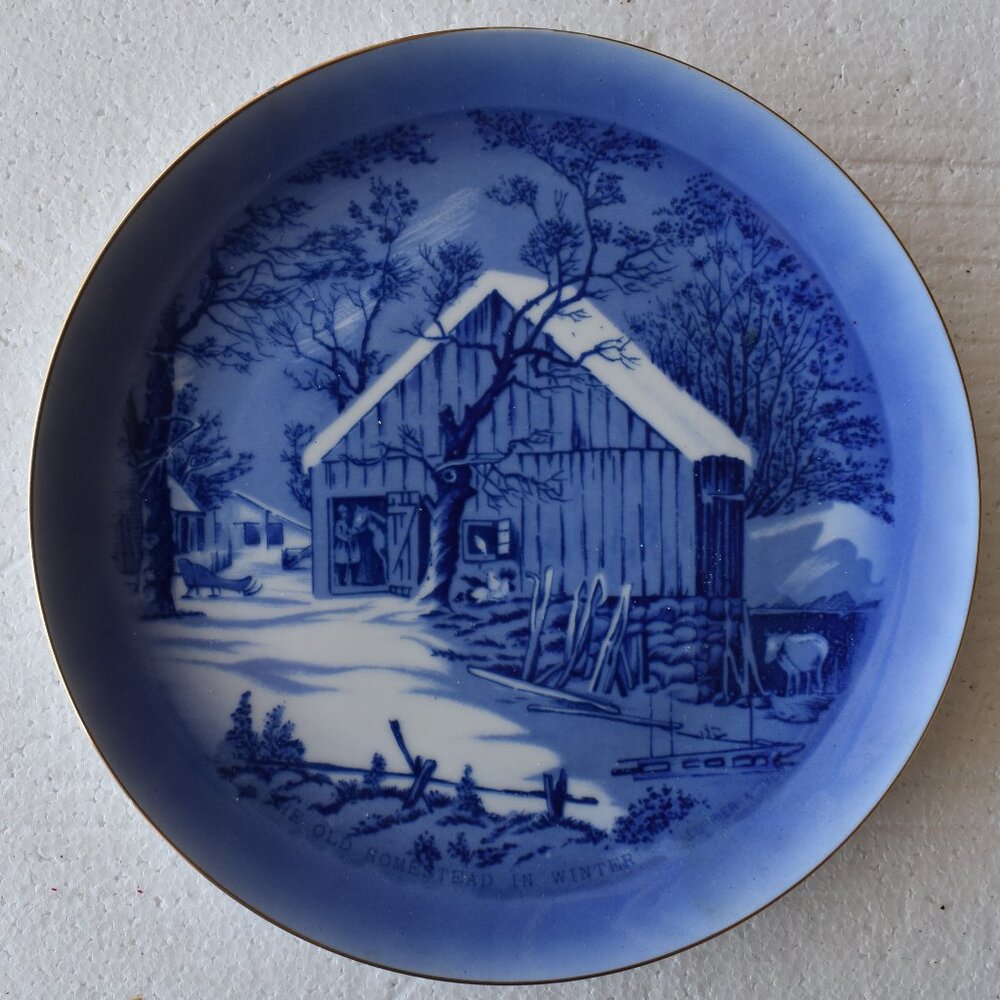 Currier & Ives "Old Homestead in Winter" Collector Plate - Picture 1 of 2